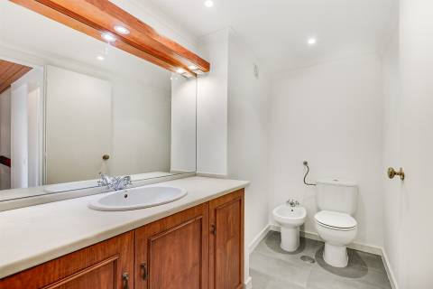 &#8203;&#8203;&#8203;&#8203;&#8203;&#8203;&#8203;T2 para arrendamento no centro de Cascais