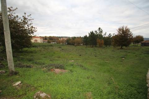 Terreno para Venda em Aldeia de Rãs, Sátão, Viseu -  Potencial Único e Localização Privilegiada!