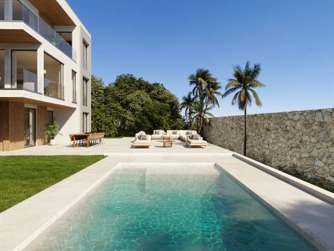 Exclusiva Moradia T6 com Vista Mar, Centro de Cascais.