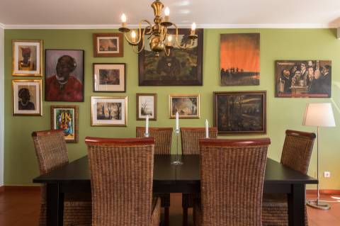 Apartamento 4 assoalhadas a 2 min a pé da praia Do Tamariz.