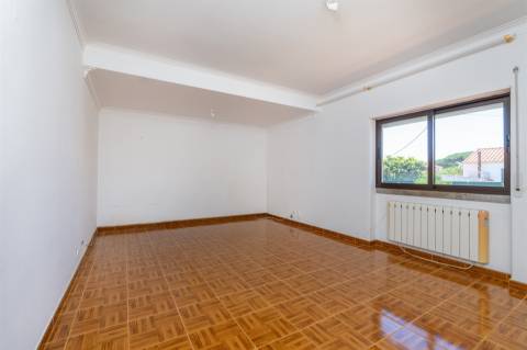 Moradia 4 assoalhadas a 20 min a pé da praia Do Guincho.