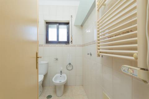 Moradia 4 assoalhadas a 20 min a pé da praia Do Guincho.