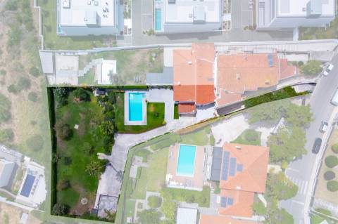 Moradia de 4 assoalhadas com vista total de mar em São Pedro Estoril