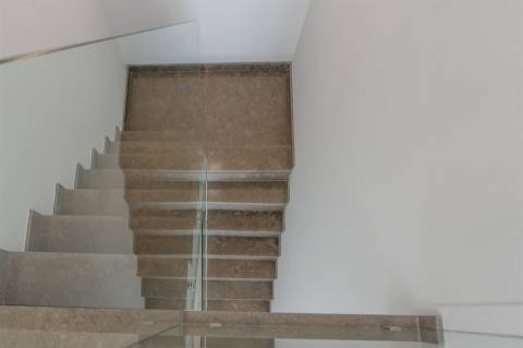 Moradia de 4 assoalhadas com vista total de mar em São Pedro Estoril