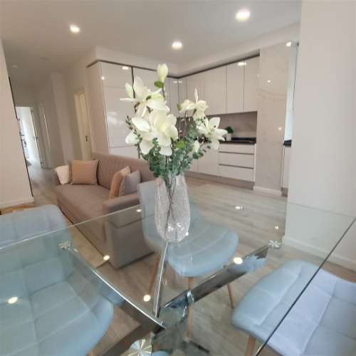 Apartamento T3 em remodelação total, situado em São Domingos de Benfica, Lisboa.