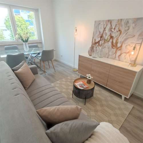 Apartamento T3 em remodelação total, situado em São Domingos de Benfica, Lisboa.