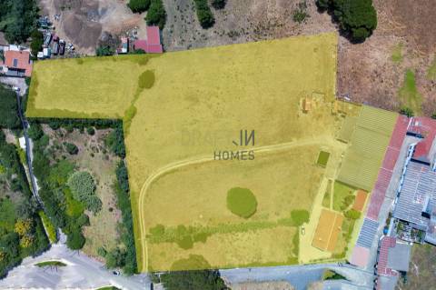 Terreno Urbano 13.456m² para Atividades Económicas e Habitação em Cascais