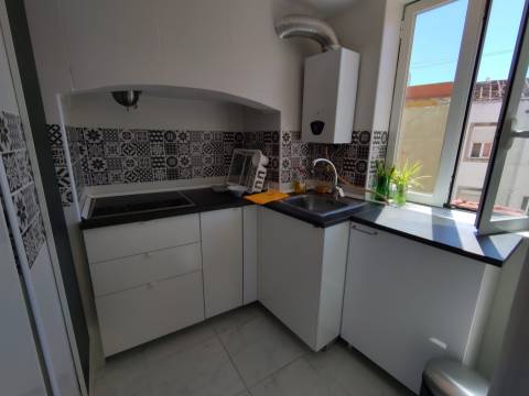 Prédio com Licença Alojamento Local