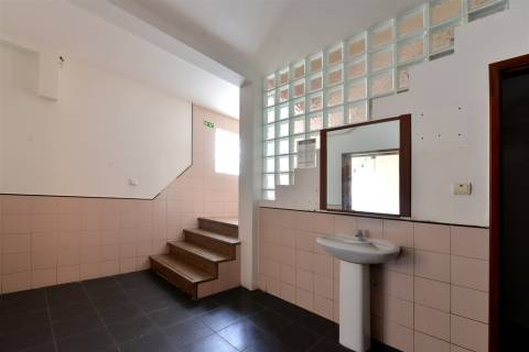 Loja Comercial em Fontainhas – Cascais