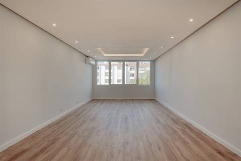 Apartamento T3 em Cascais