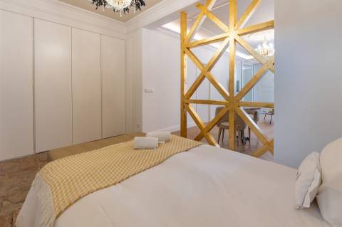 Apartamento T0 Elegante e Totalmente Equipado no Coração da Misericórdia, Lisboa  &#8203;&#8203;&#8203;&#8203;&#8203;&#8203;&#8203;Remodelado