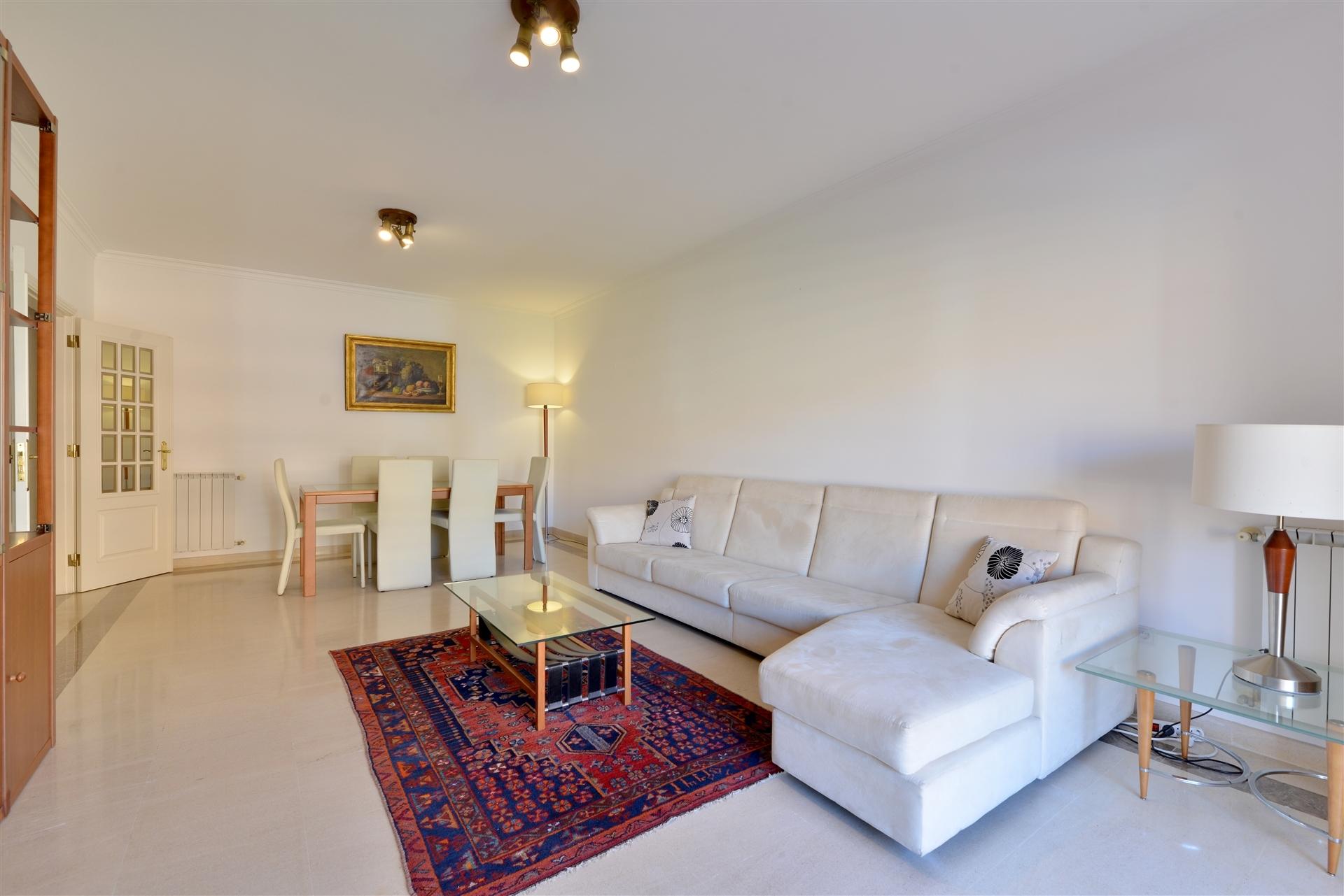 Apartamento T2 em Bairro do Rosário, Cascais