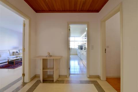 Apartamento T2 Mobilado no Bairro do Rosário – Guia, Cascais