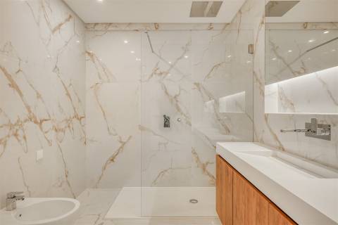 Apartamento T3 + 1 Duplex no Centro de Carcavelos - Cascais