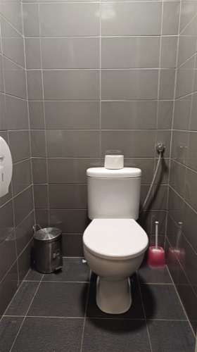 Espaço Comercial com 220 m² à Venda em Cascais – Ideal para Vários Negócios.