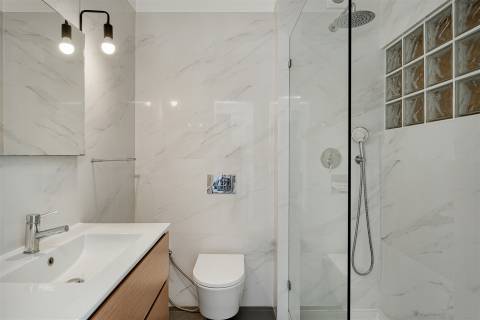 Apartamento T2 para arrendamento, totalmente renovado, situado no centro da Parede.