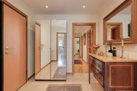 Apartamento T3 no Monte Estoril.