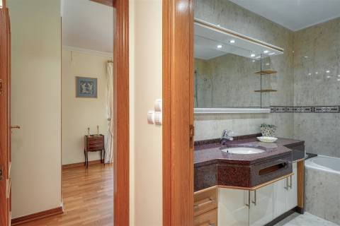 Apartamento T3 no Monte Estoril.