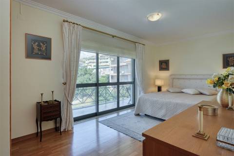 Apartamento T3 no Monte Estoril.