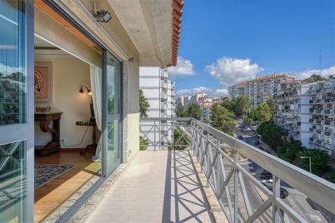 Apartamento T3 no Monte Estoril.