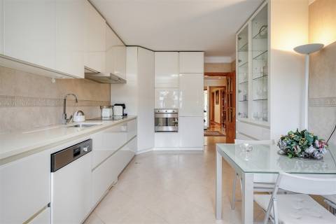 Apartamento T3 no Monte Estoril.