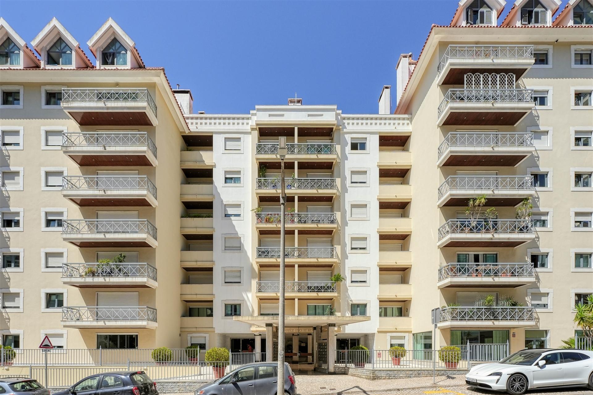 Apartamento T3 no Monte Estoril.