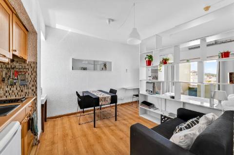 Estúdio com Vista Deslumbrante em Cascais.