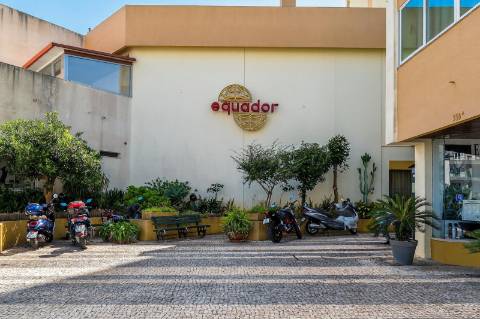 Estúdio com Vista Deslumbrante em Cascais.