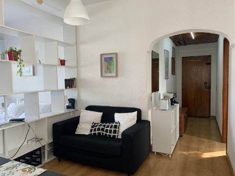 Estúdio com Vista Deslumbrante em Cascais.