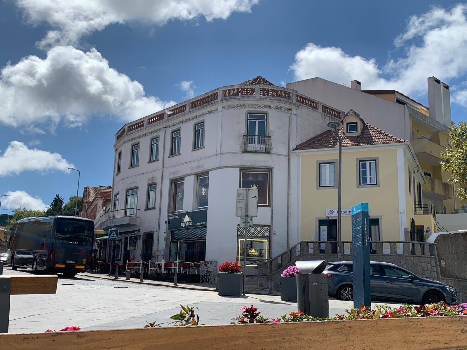 Apartamento T2+1 duplex no coração da vila histórica de Sintra.