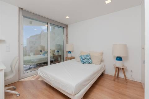 Apartamento T1 Moderno com Vistas Abertas na Penha de França