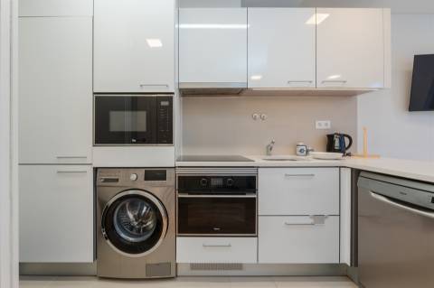 Apartamento T1 Moderno com Vistas Abertas na Penha de França