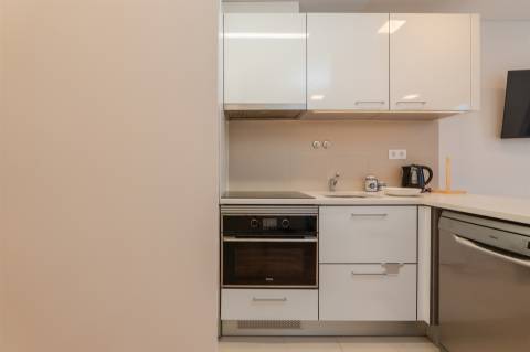 Apartamento T1 Moderno com Vistas Abertas na Penha de França