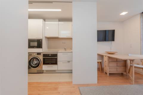 Apartamento T1 Moderno com Vistas Abertas na Penha de França