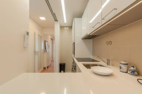 Apartamento T1 Moderno com Vistas Abertas na Penha de França