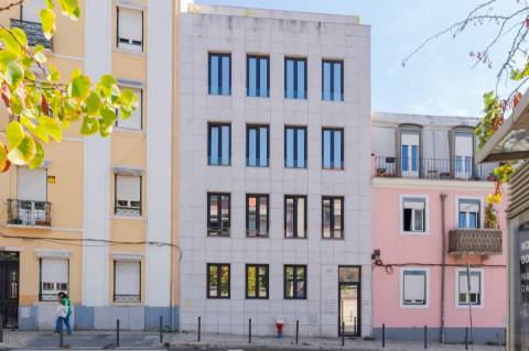 Apartamento T1 Moderno com Vistas Abertas na Penha de França