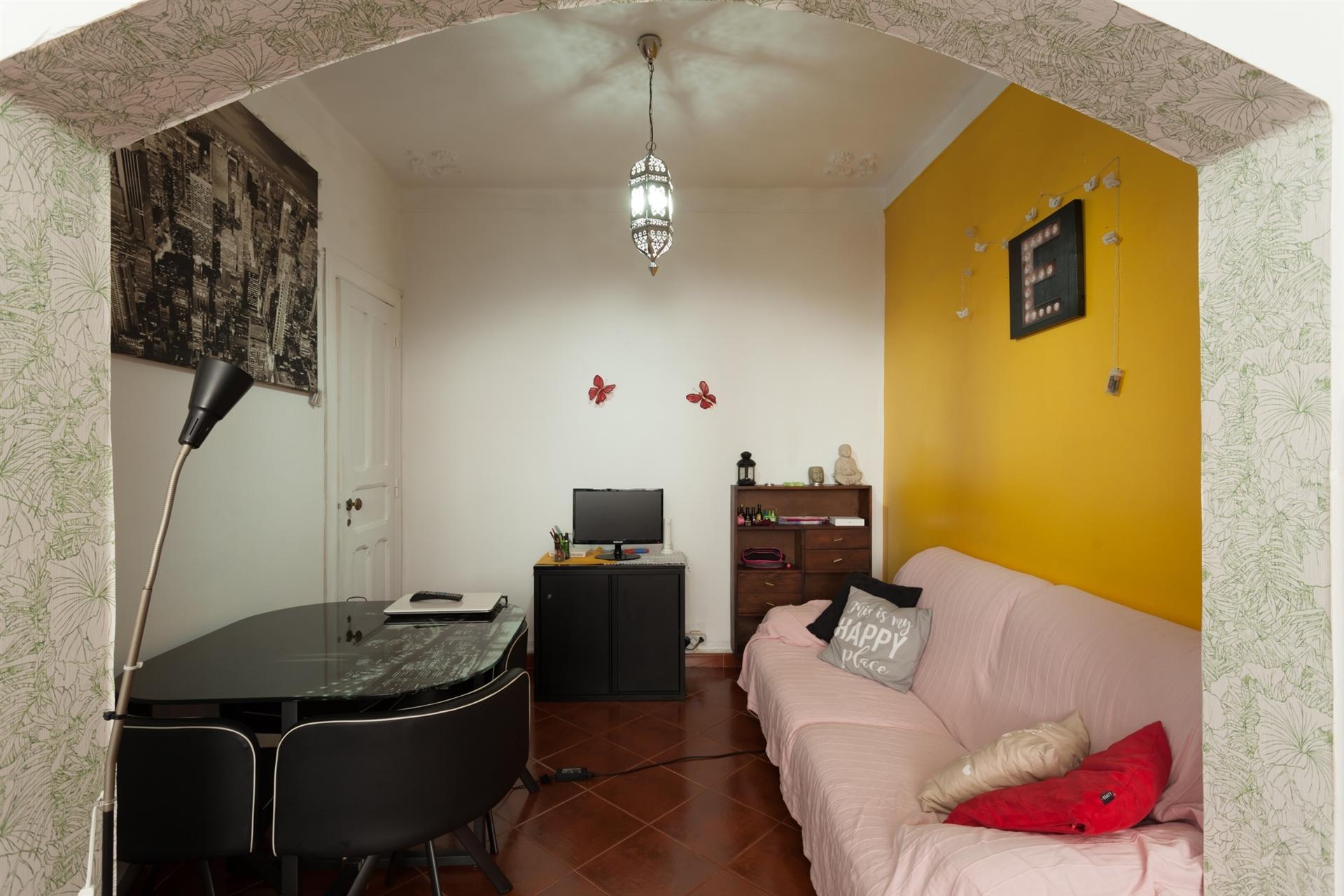 Apartamento T1 com Pátio Privativo – São Domingos de Benfica, Lisboa