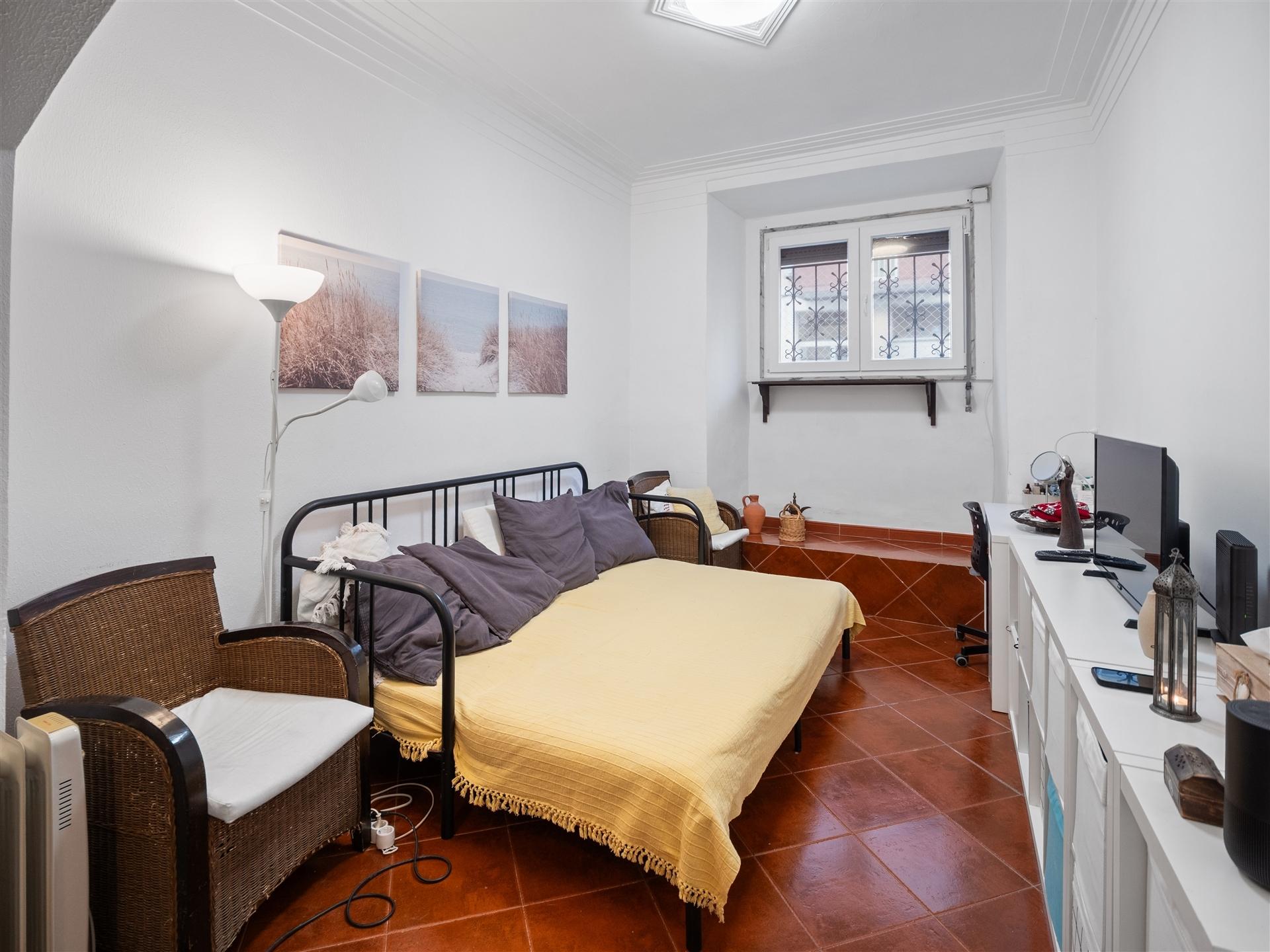 Apartamento T1 com Pátio Privativo