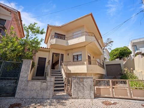 Moradia de 6 assoalhadas em são João Do Estoril