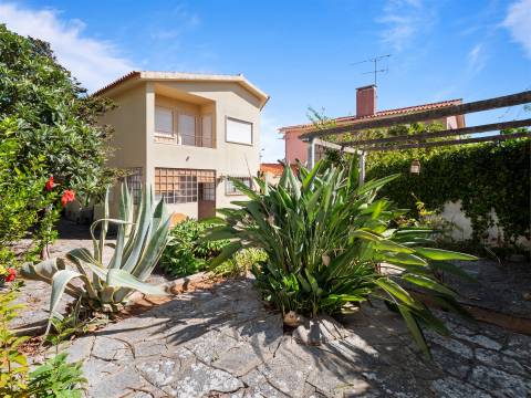 Moradia de 6 assoalhadas em são João Do Estoril