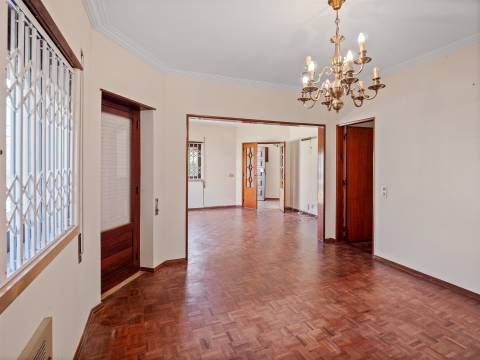 Moradia de 6 assoalhadas em são João Do Estoril