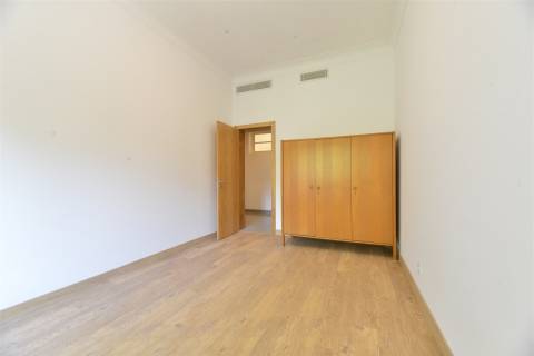 ApartamentoT5 para arrendamento no coração de Lisboa