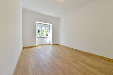 ApartamentoT5 para arrendamento no coração de Lisboa