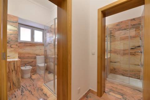 ApartamentoT5 para arrendamento no coração de Lisboa