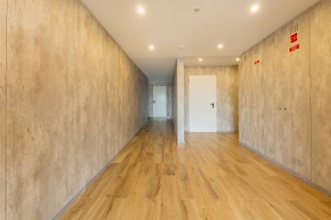 Apartamento T2, em empreendimento Novo.