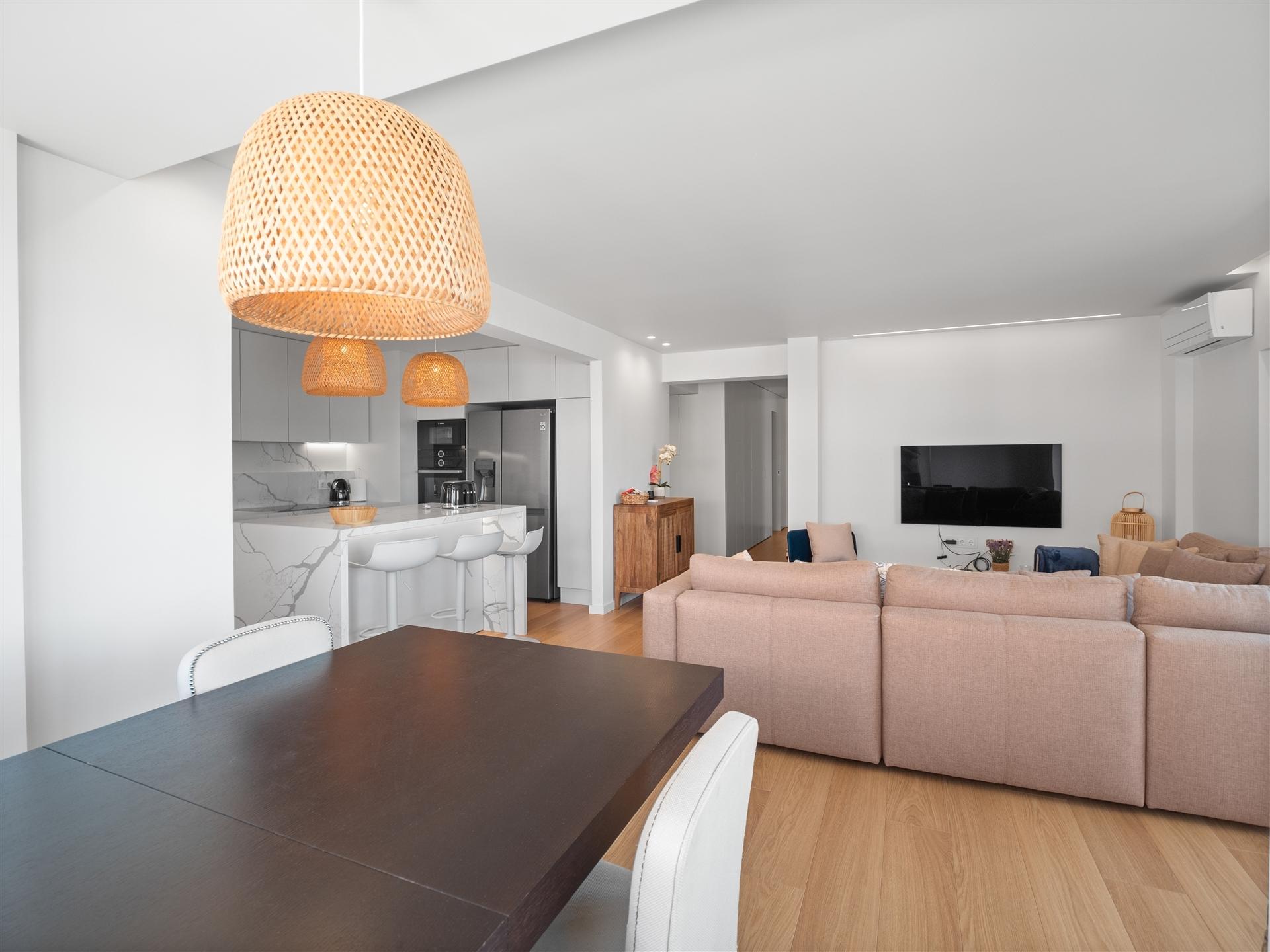 Apartamento T3 para arrendamento, Na Alameda da Guia