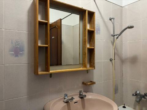 T4 Duplex em Carcavelos — Conforto, e Localização Privilegiada