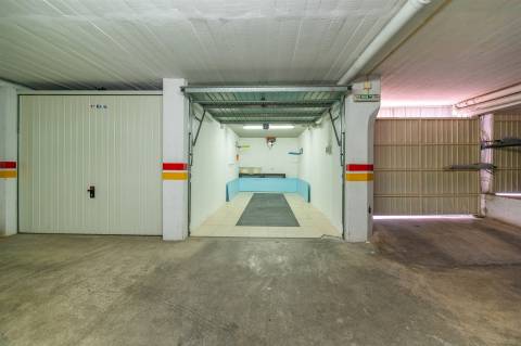 T2 para arrendamento em condominio fechado em Cascais.