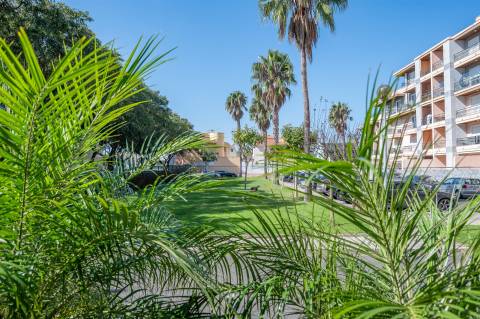T2 para arrendamento em condominio fechado em Cascais.