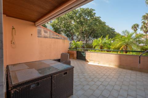 T2 para arrendamento em condominio fechado em Cascais.